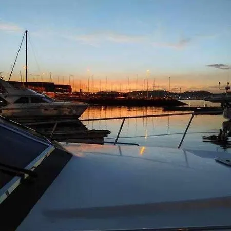 Boat Cardeli Gijón
